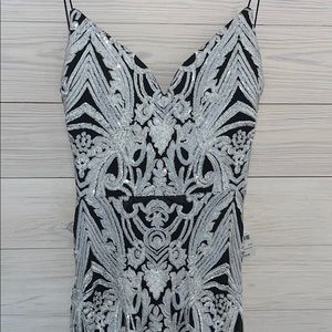Black/white prom gown
